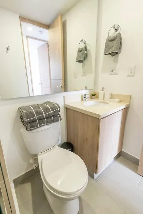 Luxury Brand New Apt In Laureles Medellin